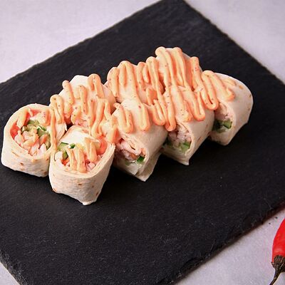 Тортилья с курицей в Андеграунд Pizza & Sushi по цене 253 ₽