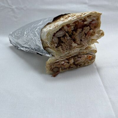 Буррито классико в И тако сойдет по цене 585 ₽