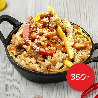 Рис с курицей и соусом кимчи в Я люблю суши по цене 669 ₽