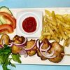 Шашлык из курицы с картофелем фри и соусом в София по цене 440