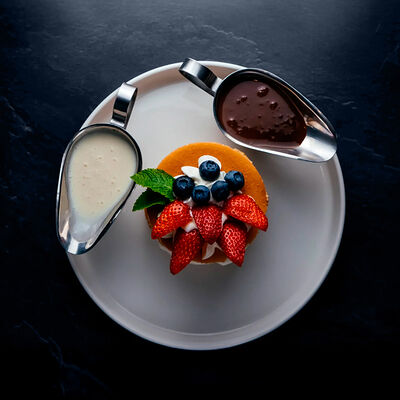 Панкейки с нутеллой в Berberry & ptichka по цене 750 ₽