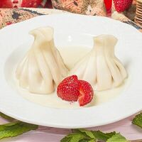 Хинкали с брынзой и клубникой в Мушмула