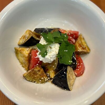 Хрустящие баклажаны со страчателлой в Ранчо Grill & Bar по цене 760 ₽