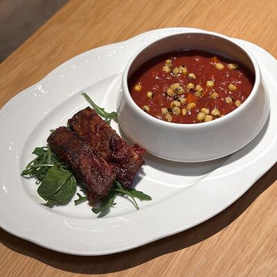 Томатный суп со свиными ребрышками в Городское кафе N31 по цене 741 ₽