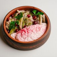 Соленые белые грузди с воздушным кремом из домашней сметаны и горчицы в Круча