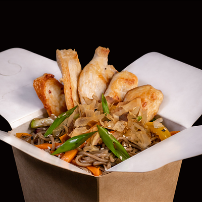 Лапша Соба с курицей в SUSHIлка по цене 660 ₽