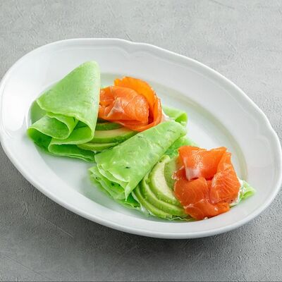 Тонкие кабачковые блины с форелью в На Парах по цене 610