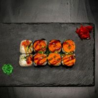 Спайси хот сяке в YUMMY