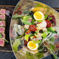 Салат Гранд нисуаз в Боцман