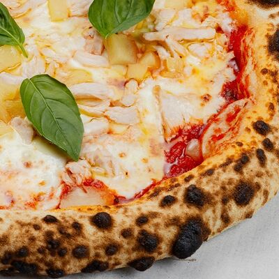 Пицца Гавайская в Brooklyn Pizza по цене 695 ₽