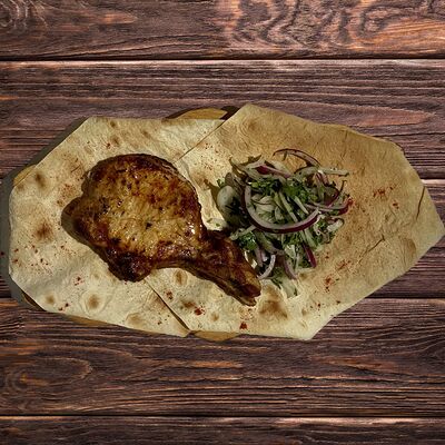 Свиная корейка в Фрегата Латина по цене 890 ₽