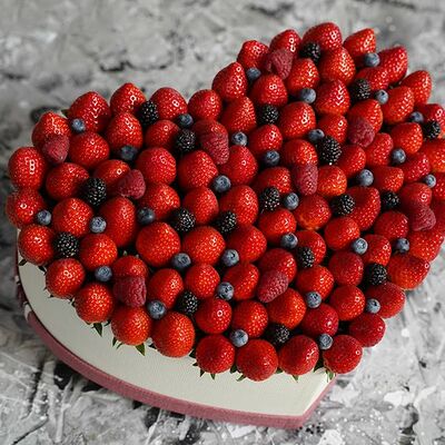 Ягодный бум в размер Xl со всеми ягодами в Клубника в шоколаде VeryBerryLab по цене 9990