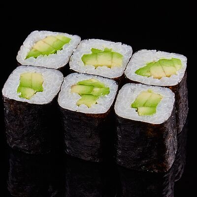 Маки Роллы «Авокадо» в Crazy Brothers по цене 220 ₽