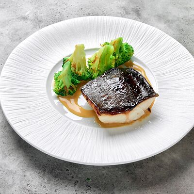 Угольная треска с брокколи и соусом карри-лемонграсс в GASTROFISH по цене 1007