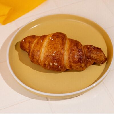 Круассан с заварным кремом в Пекарня Буханка по цене 195 ₽