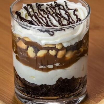 Сникерс в 7 LiR по цене 259 ₽