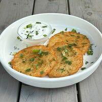 Драники со сметаной в BBJ Grill & Bar