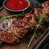 Крылья куриные гриль в Коктейль холл