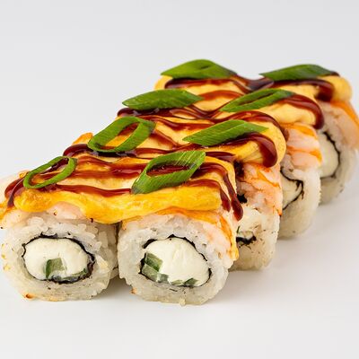 Запеченный ролл с креветкой под сырной шапкой в IPPIN - Fusion Panasia по цене 684 ₽