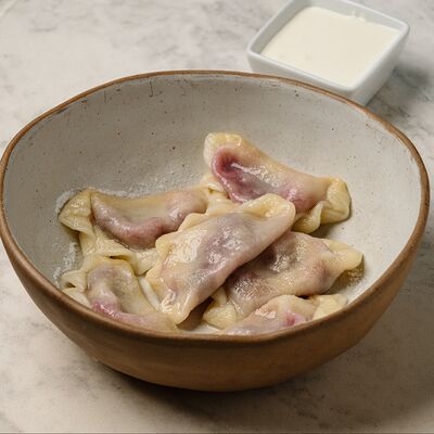 Вареники с вишней в Кристалл по цене 420 ₽