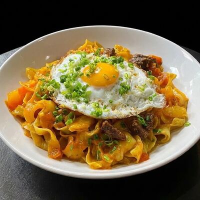 Жареный лагман с говядиной в Винегрет по цене 599 ₽