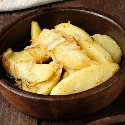 Жареный картофель со сванской солью в Гамарджоба по цене 350 ₽