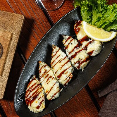 Мидии запеченные под соусом тартар в Моравия по цене 474 ₽