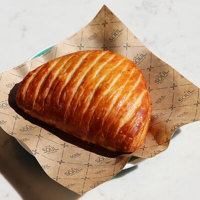 Яблочный помме (пирог) в СушиBox по цене 23000 ₽