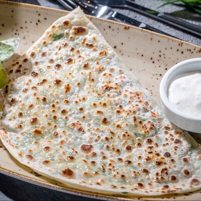 Кутабы с зеленью в Шашлык Хауз по цене 390 ₽