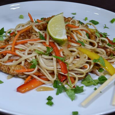 Wok Хрустящая свинина в Viet Quan по цене 495 ₽