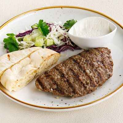 Плескавица с брынзой в Чайхана Пахвала по цене 710 ₽