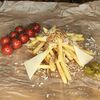 Фри с пармезаном и криспи лукомв Биг Хот-дог по цене 320