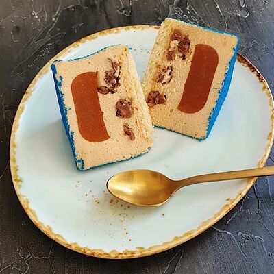 Пирожное Томлёный шоколад с абрикосом в Tortterry по цене 180