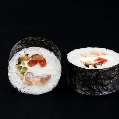 Ролл Бута-Маки в Sushi Loft по цене 390 ₽