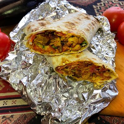 Шаурма на углях со свининой в Хоровац хаус по цене 340 ₽