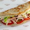 Пита с копченой курицей в Gyros Club по цене 375