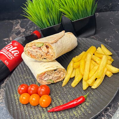 Шаурма классическая, картофель фри, Кола Fun Up в HOT DOG BRO по цене 600 ₽