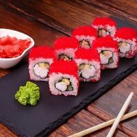 Ролл Калифорния с крабом в Inari
