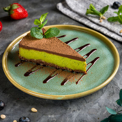 Raw Мятный торт с авокадо в Авокадо по цене 725 ₽
