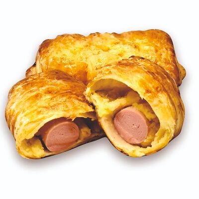 Сосиска с картофелем в слоеном тесте в Березка по цене 89 ₽