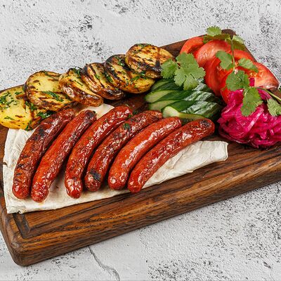 Колбаски говяжьи на огне в Мясоед по цене 1190 ₽