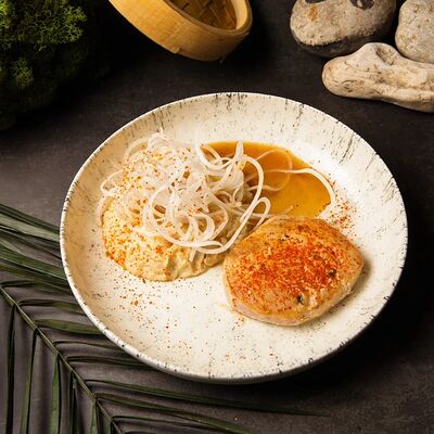 Стейк из тунца гриль в Эбби Noodles & Sushi Bar по цене 750