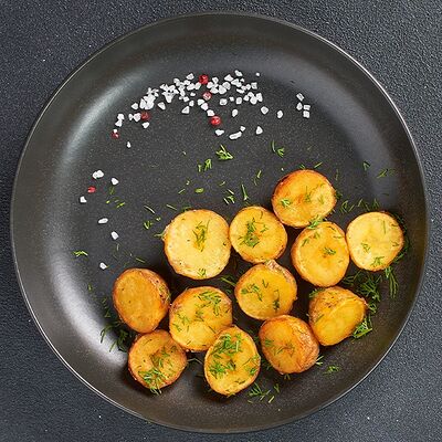 Бэби-картофель с чесноком и зеленью в Lafa Lounge по цене 260 ₽