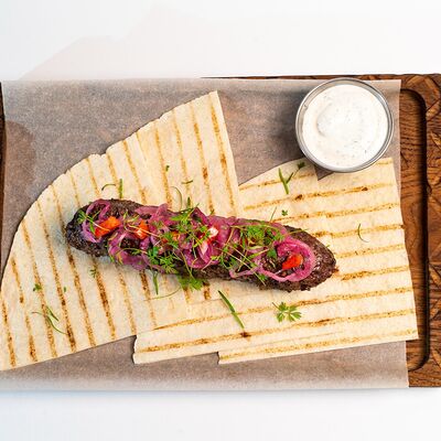 Люля из говядины в Harats pub по цене 740 ₽