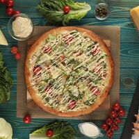Пицца Цезарь с креветками в Cheelpizza