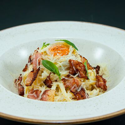 Лингвини Карбонара в Таверна Фили Хаус по цене 690 ₽