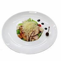 Цезарь с курицей в Парк-отель Усадьба