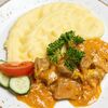 Гуляш из свинины с картофельным пюре в Зефир по цене 550