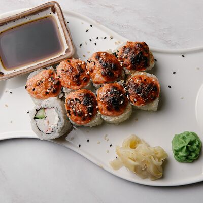 Снежный краб в Luna lounge по цене 679 ₽