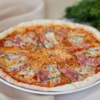 Пицца Карбонара в Рандеву по цене 920 ₽